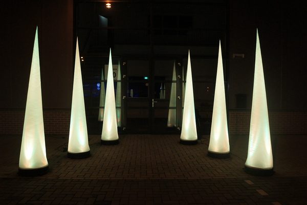 Order light pillars in the shape of a 2.5m cone online at JB Inflatables America. Available in standard versions and in every conceivable shape and color