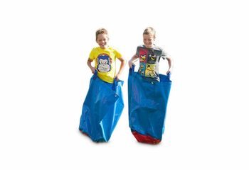 Koop blauwe springzakken voor zowel oud als jong. Bestel opblaasbare zeskamp artikelen online bij JB Inflatables Nederland