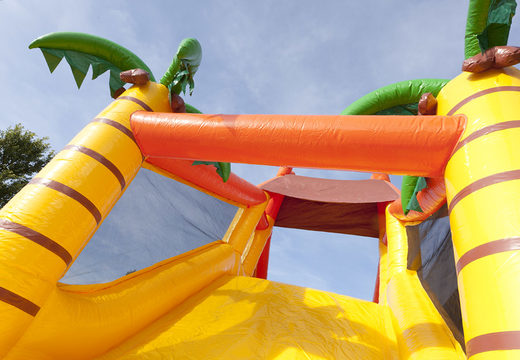 Order a unique 17 meter wide obstacle course in a beach theme for children. Order inflatable obstacle courses now online at JB Inflatables America