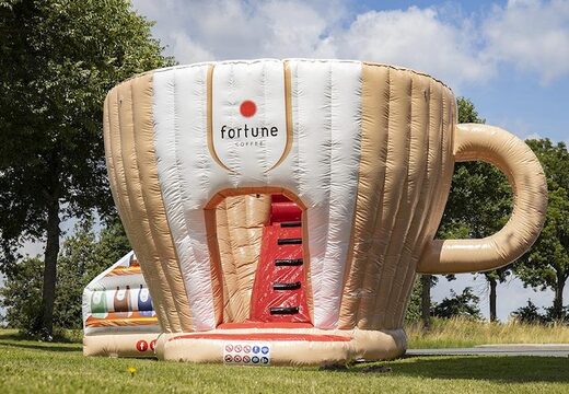 Maatwerk opblaasbaar springkussen voor Fortune in de vorm van een kopje koffie te koop 