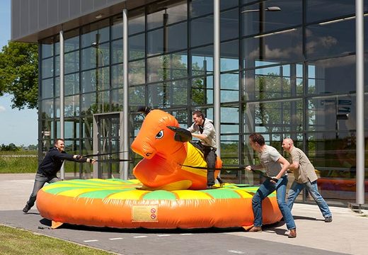Inflatable pull rodeo